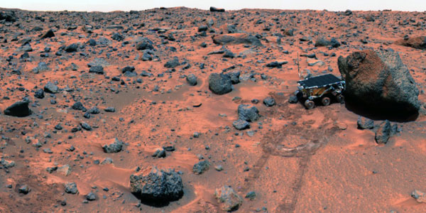 Panarama of surface of Mars with Mars Pathfinder